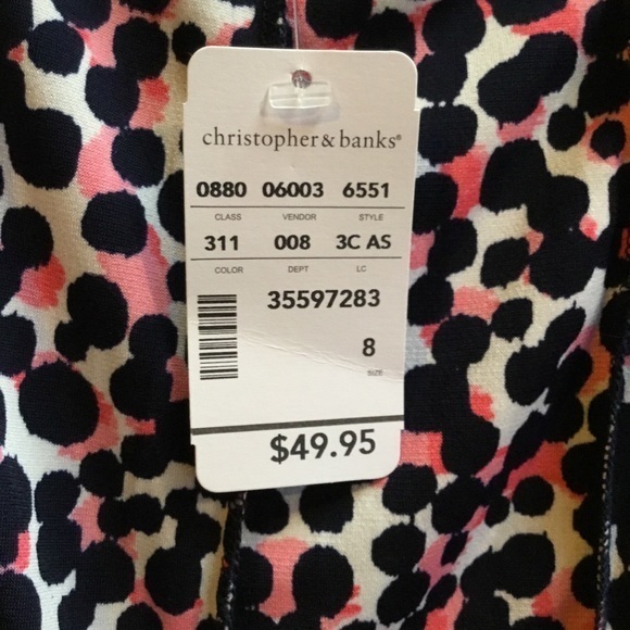 Fun polkadot dress for travel and fun! - Picture 2 of 4